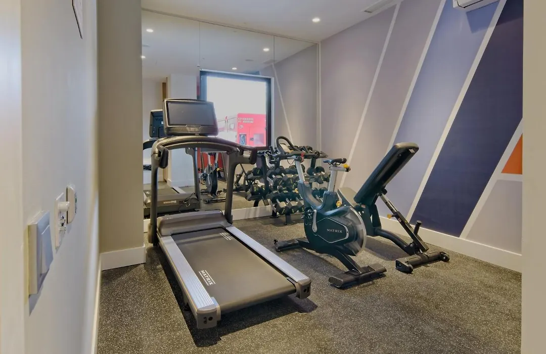 Holiday Inn Express - Madrid - Airport By Ihg-1
