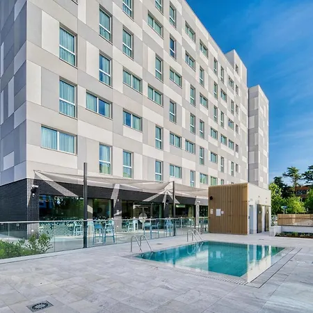 Holiday Inn Express - Madrid - Airport By Ihg-2